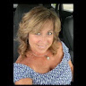 Meet your Posher, Alisa